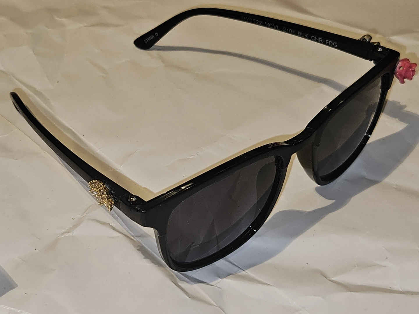Solar Accents Black Sunglasses with Rose and Gem Embellishments - photo 3