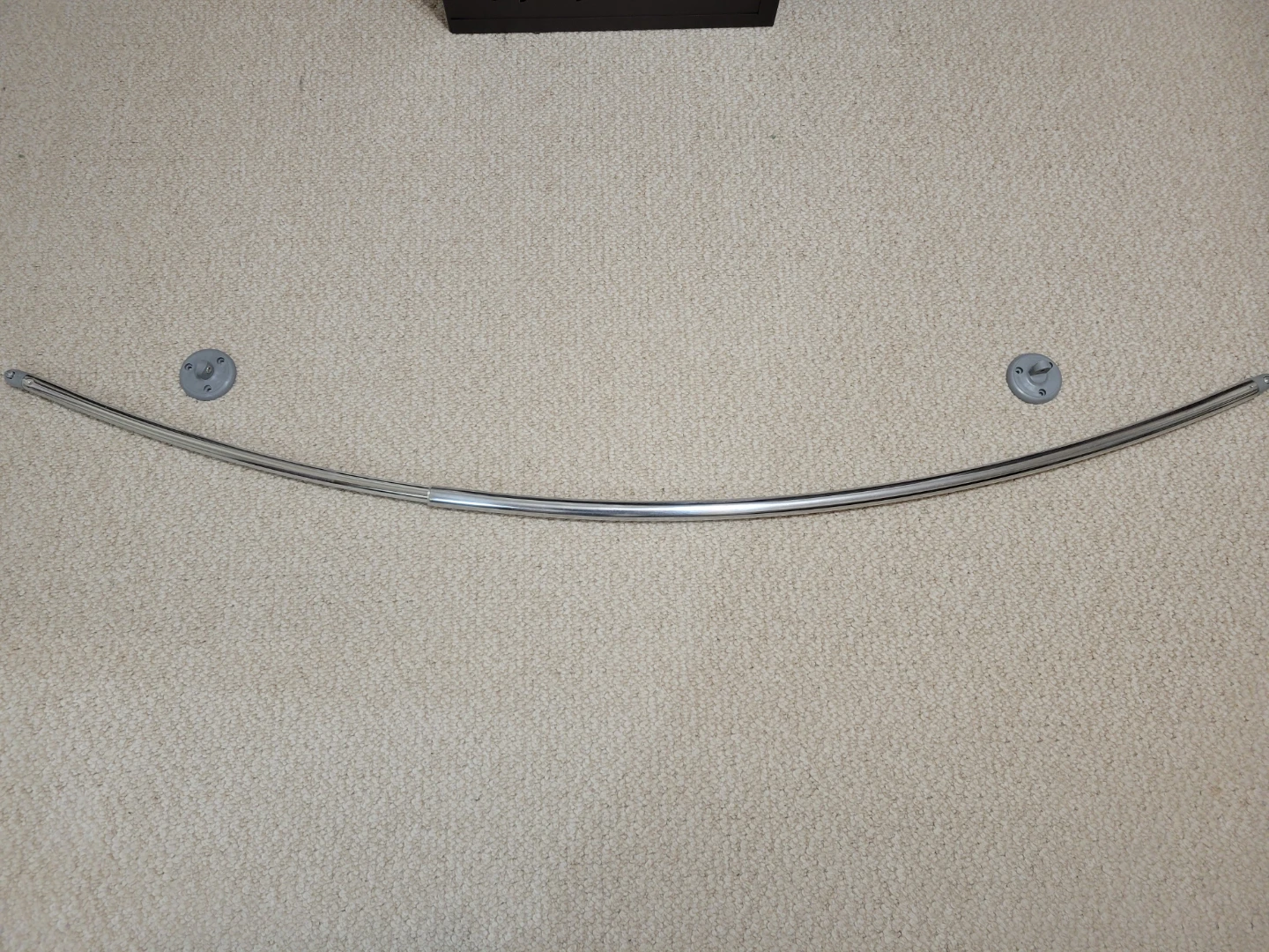 Curved Shower Curtain Rod with Mounting Hardware