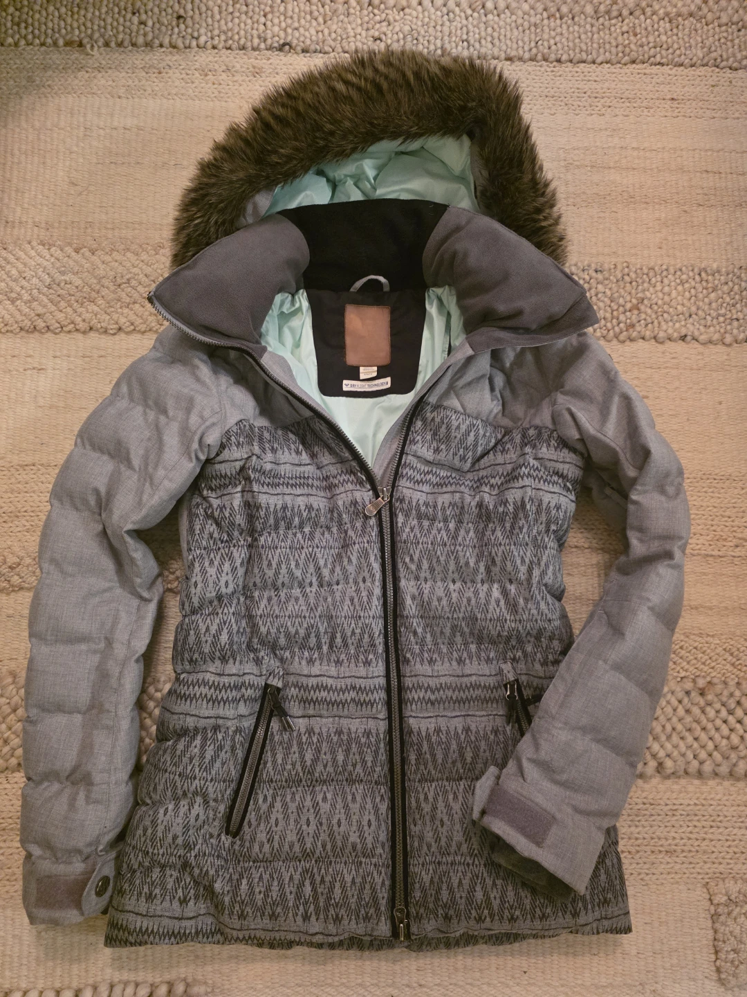 Roxy Women's Ski Snowboard Jacket - photo 2