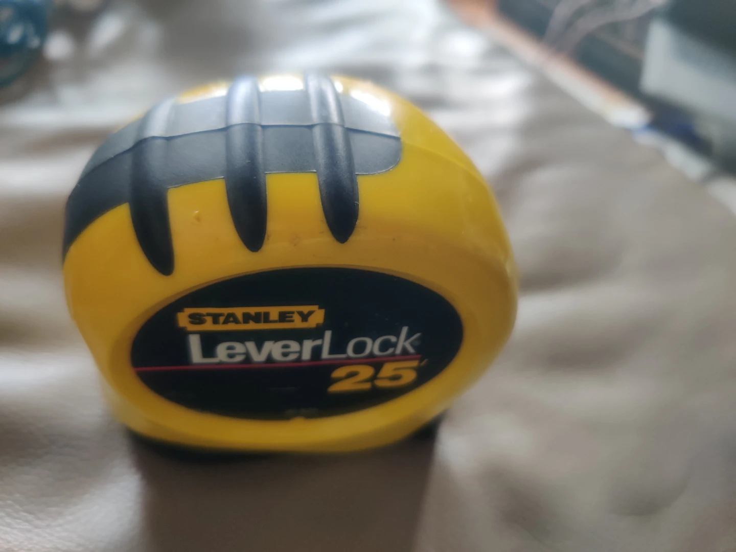 Stanley LeverLock 25' Tape Measure - photo 2