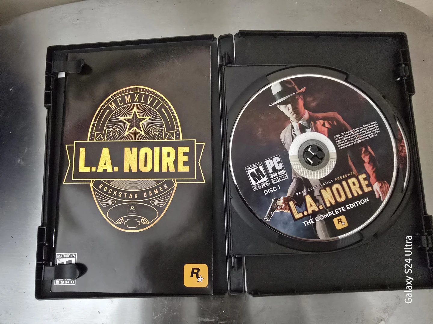 🏆 L.A. Noire The Complete Edition PC/ DVD Video Game 2-Disc Set - photo 5