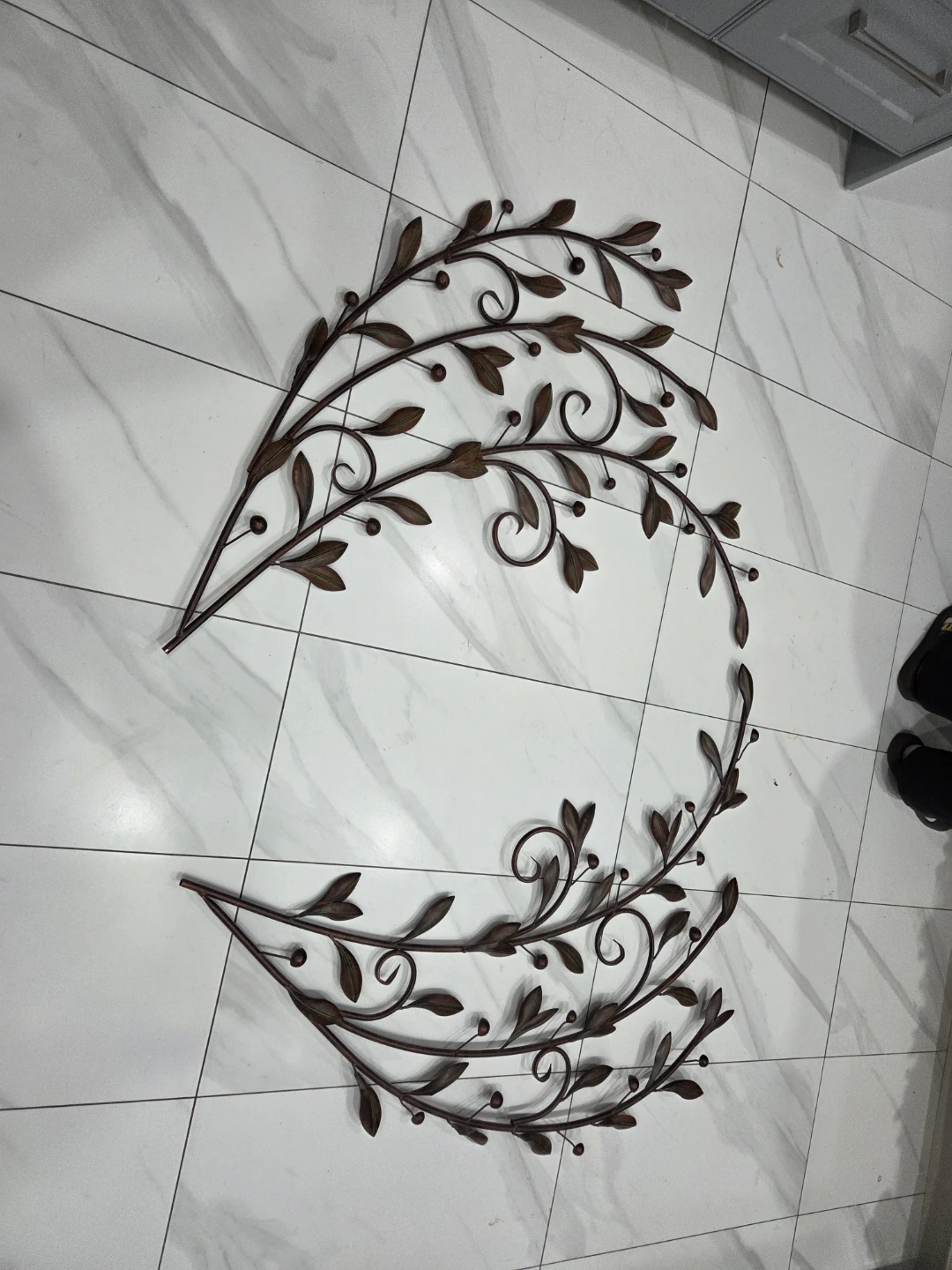 Metal Wall Art - Branch & Leaf Design