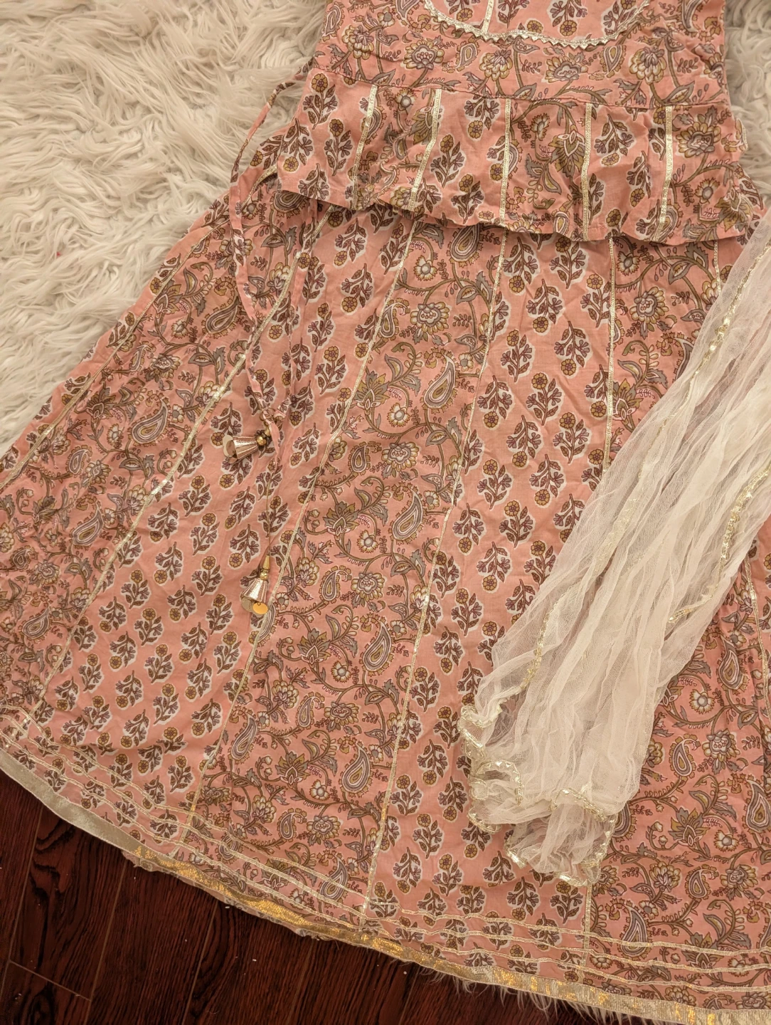 Girls Pink floral Indian lehenga choli with dupatta - photo 3