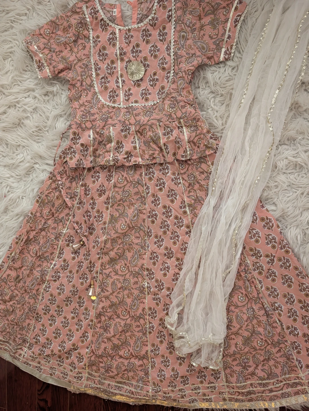 Girls Pink floral Indian lehenga choli with dupatta - photo 5