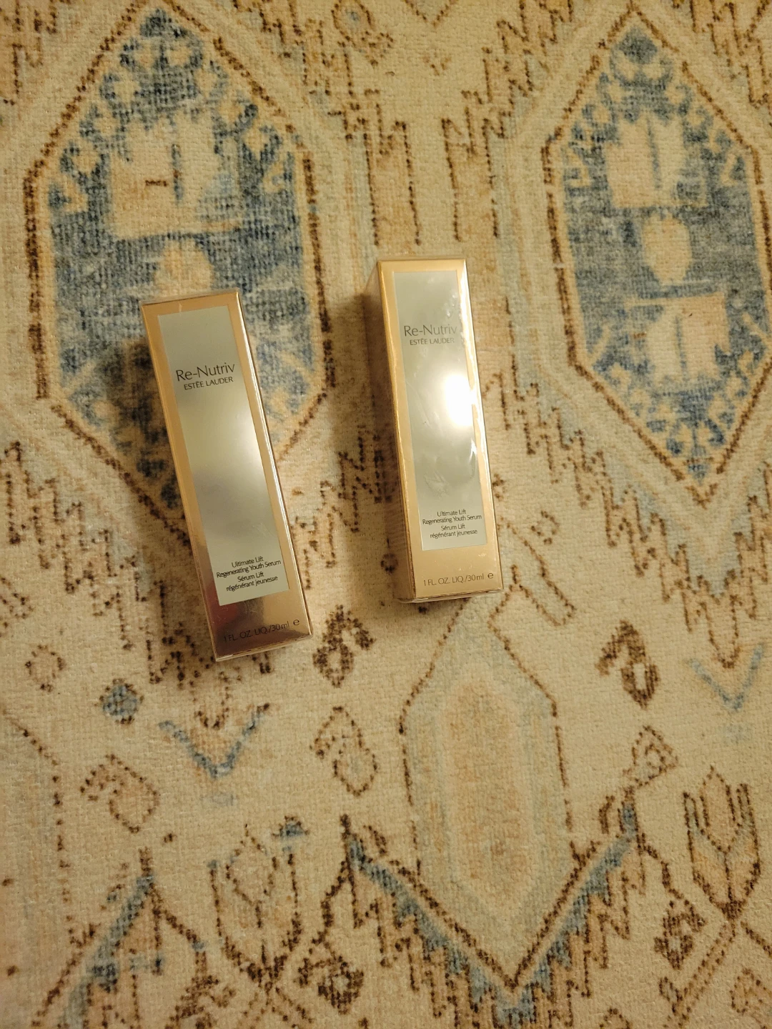 Estée Lauder Re-Nutriv Ultimate Lift Regenerating Youth Serum - photo 5