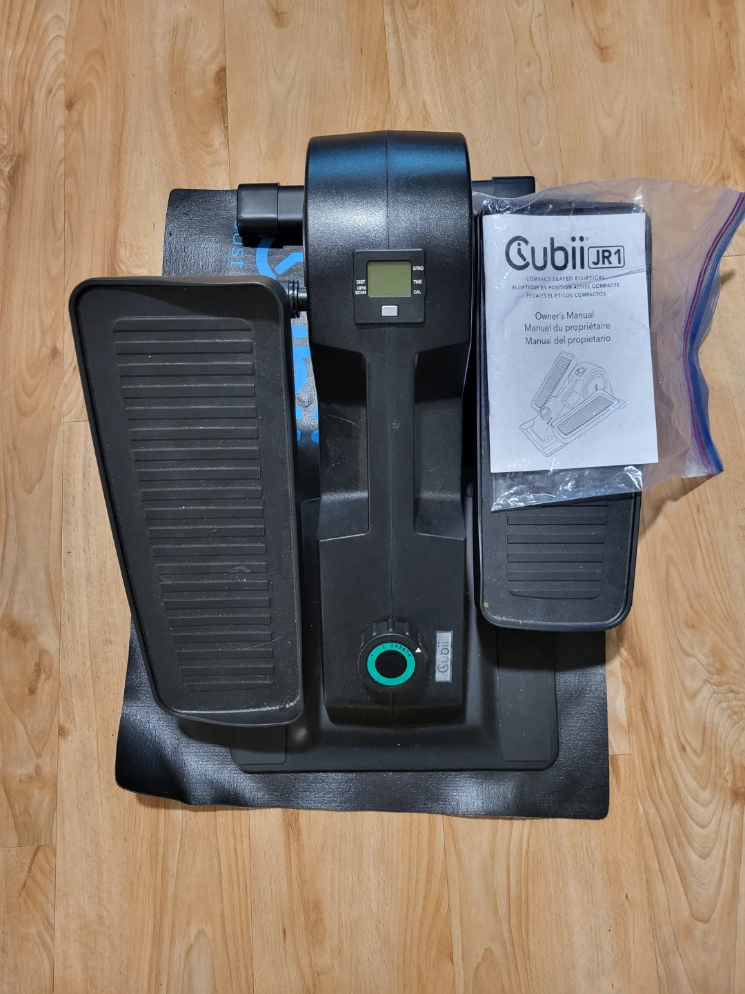 Cubii JR1 Compact Seated Elliptical