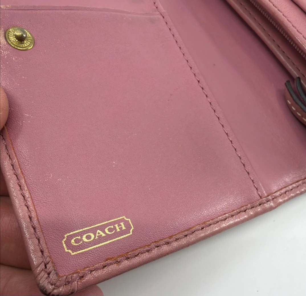 Coach Signature C Monogram Pink Leather Trifold Wallet - photo 5
