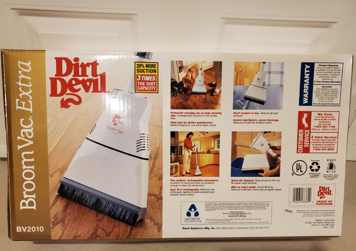 Dirt Devil Broom Vacuum - photo 2