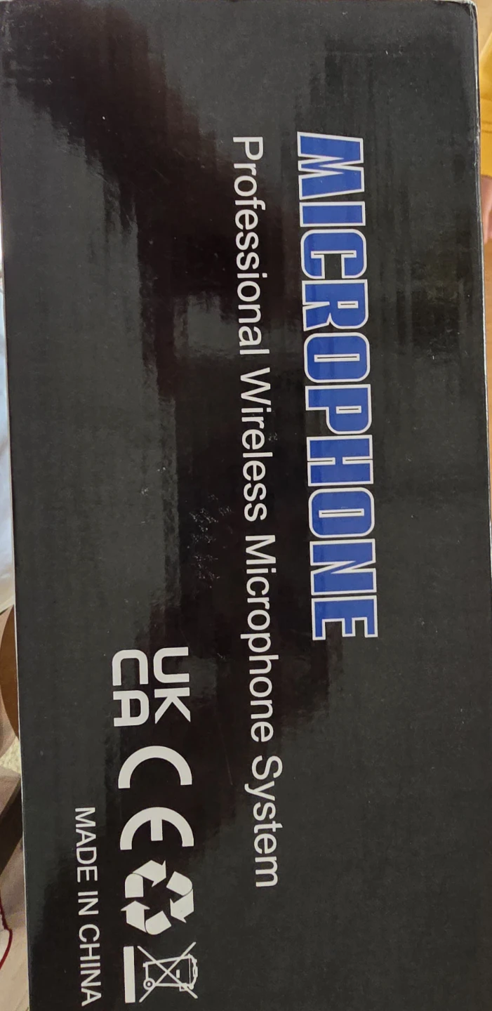 Microcking MK240-2 UHF 4 Channels Wireless Microphone System - photo 2