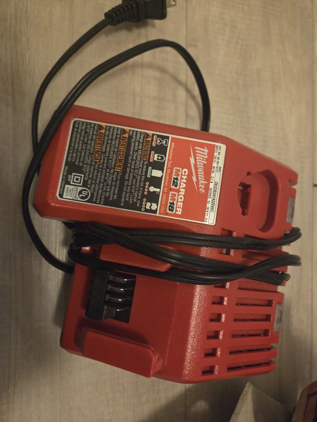 Milwaukee M18 Circular Saw Kit with Batteries and Charger - photo 3