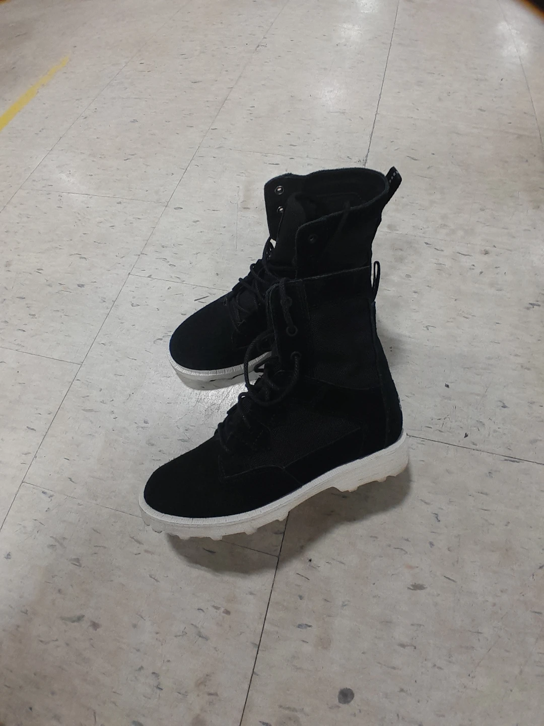 Black Sorel Boots Women's Size 7.5 - photo 4