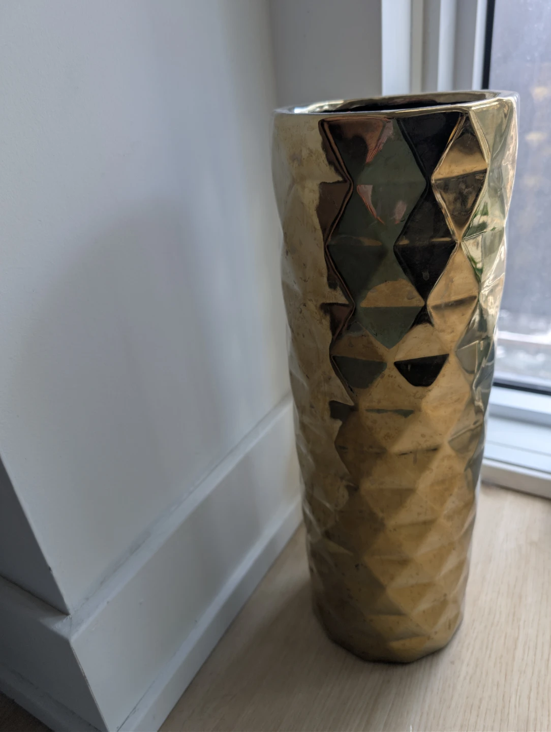 Gold Geometric Vase