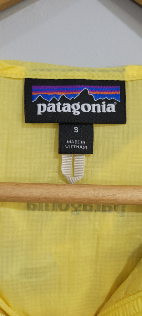 Patagonia Yellow Hooded Windbreaker Jacket Size S - photo 3