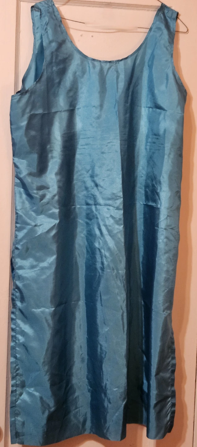 3 pieces Women's Traditional Dress.