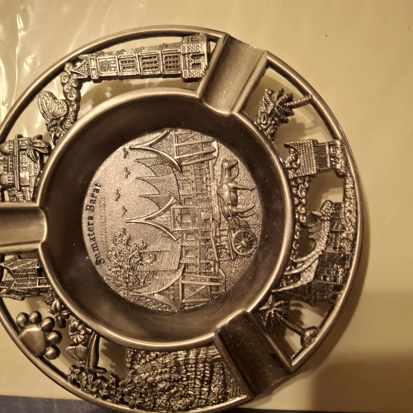 Ashtray made in Indonesia