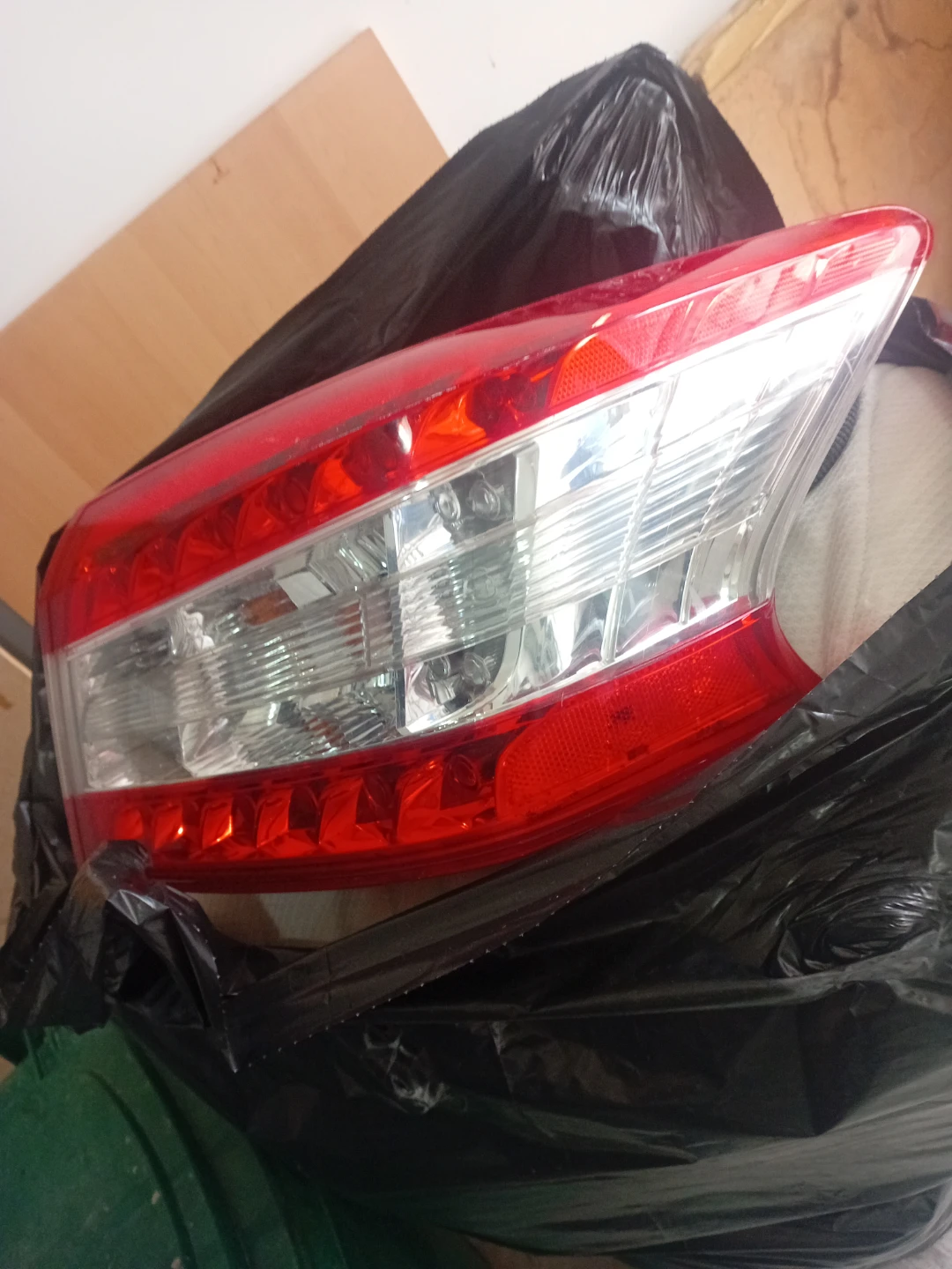 Nissan Sentra right taillight 2013-2019