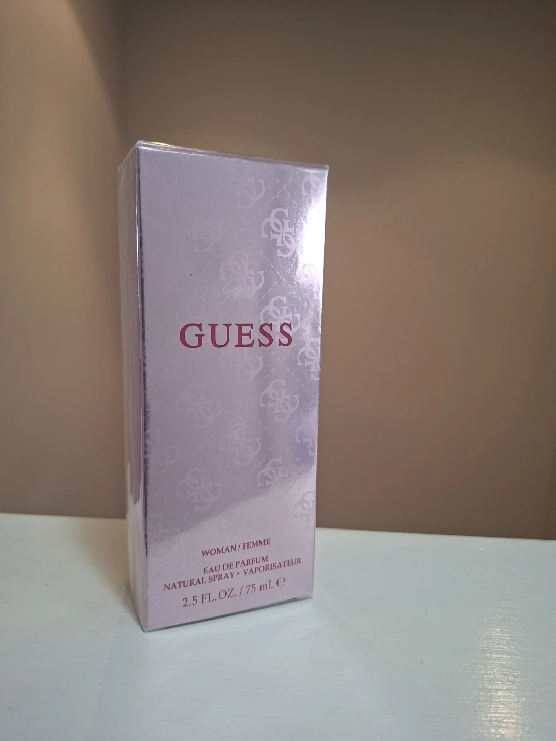 Guess Woman Eau de Parfum Natural Spray 2.5 fl. oz.