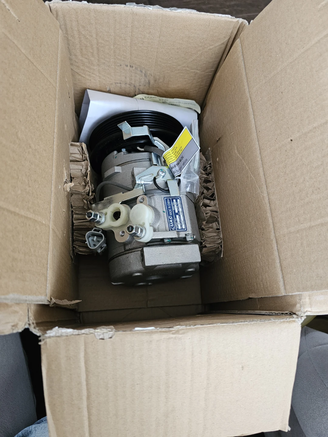 UAC CO 28004C A/C Compressor - photo 3
