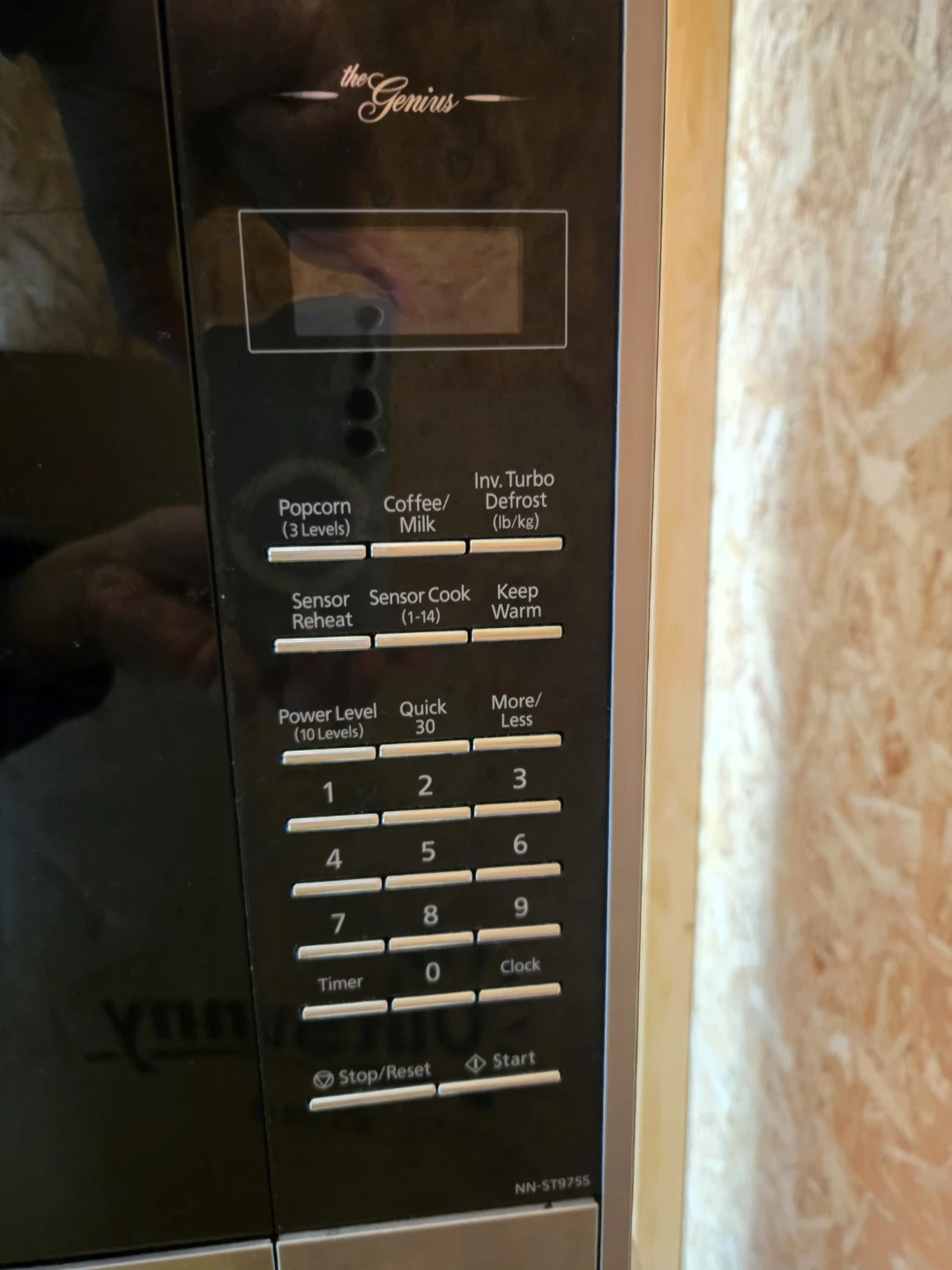 Panasonic Cyclonic Inverter Microwave NN-ST975S - photo 2