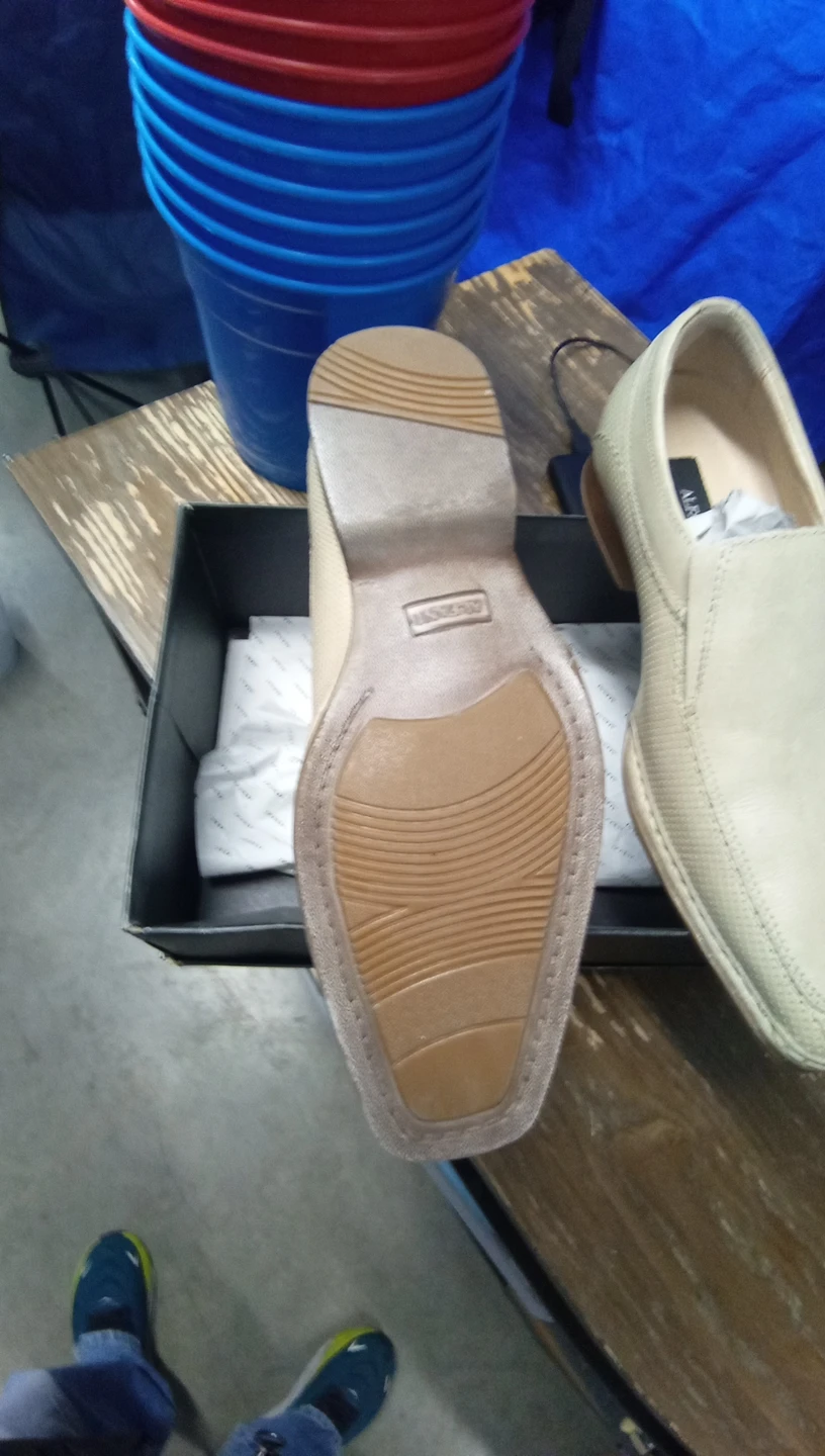 Alfani Off White Slip-On Loafer Shoes Size 8 🥕 - photo 2