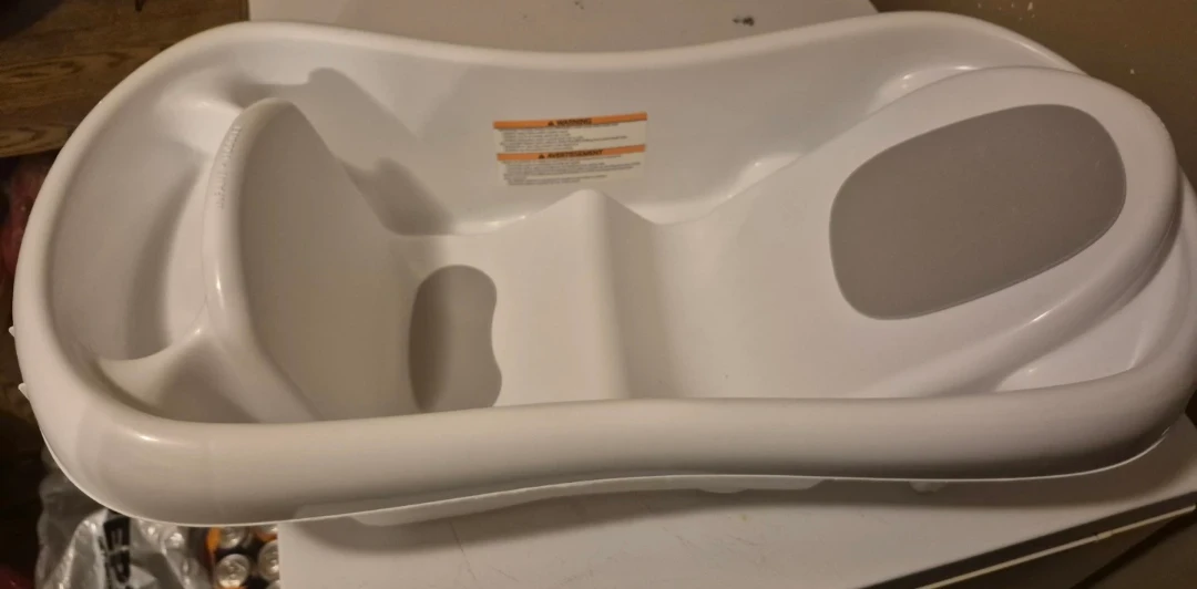 White Baby Bath Tub