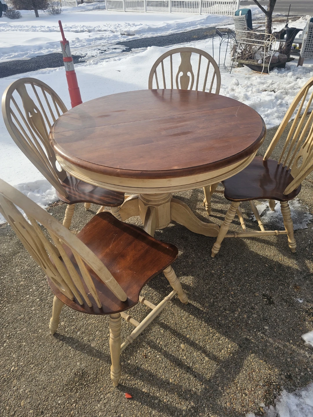 Round Pedestal Dining Table with 4 Chairs - photo 2