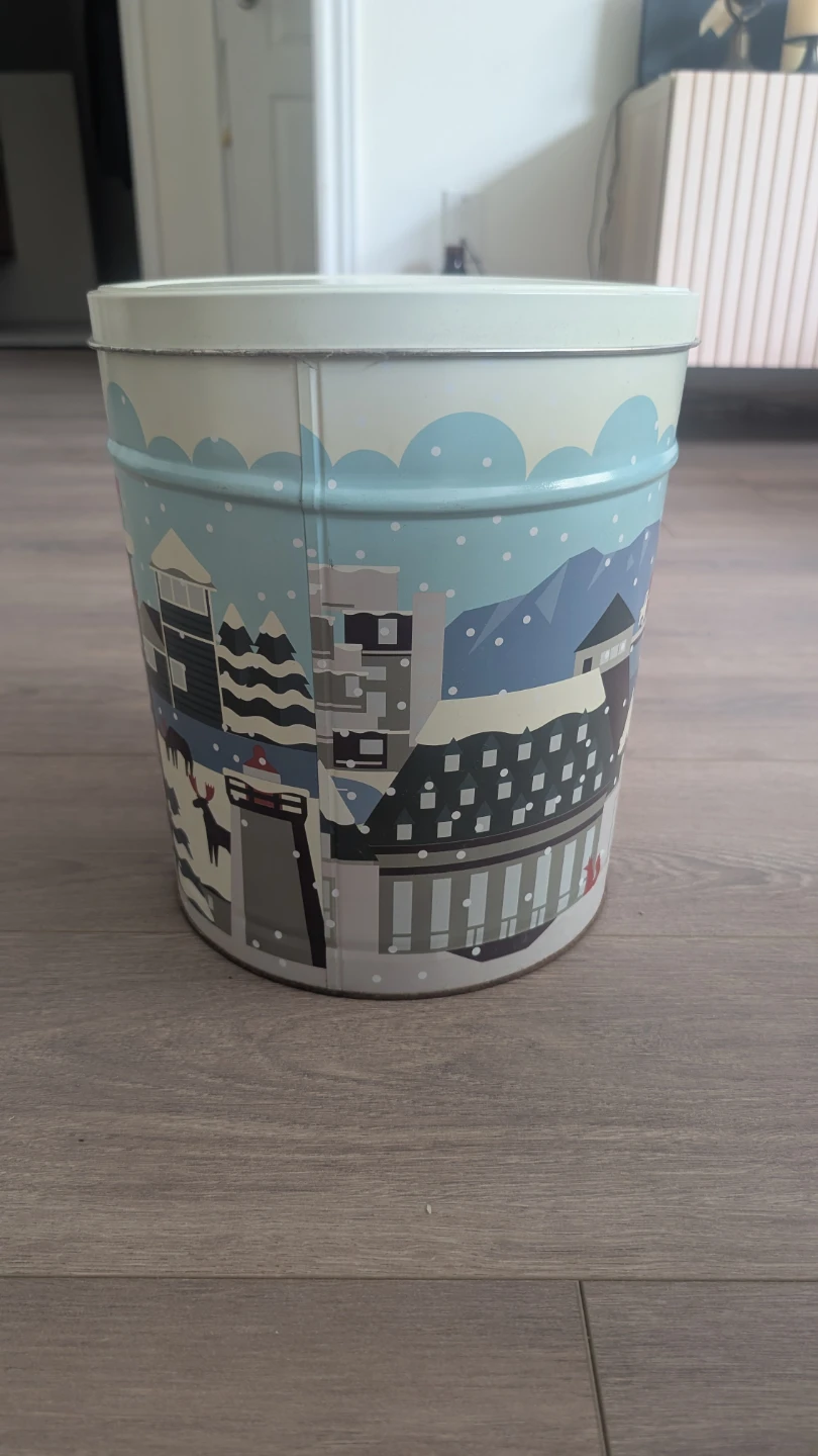Hudson's Bay Popcorn Can - photo 2