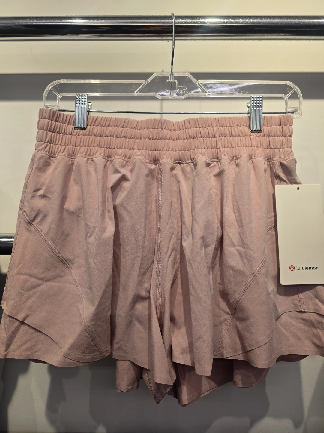 Lululemon Shake It Out High-Rise Run Short 2.5" Size M