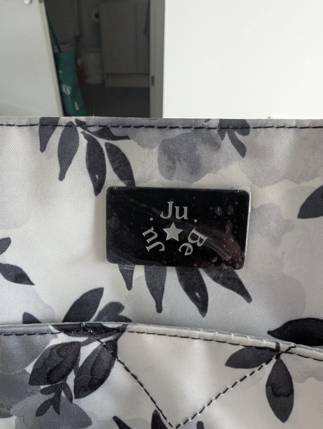 JuJuBe.Diaper Bag with Changing Pad