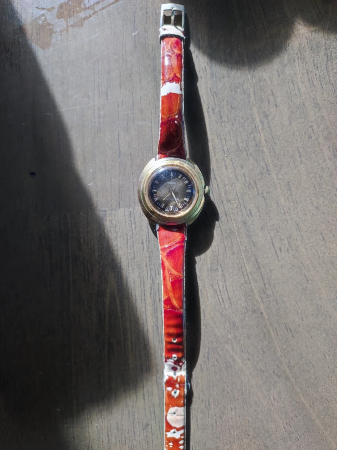 Vintage Timex UFO Womens Watch Ladies Lumé Gradient