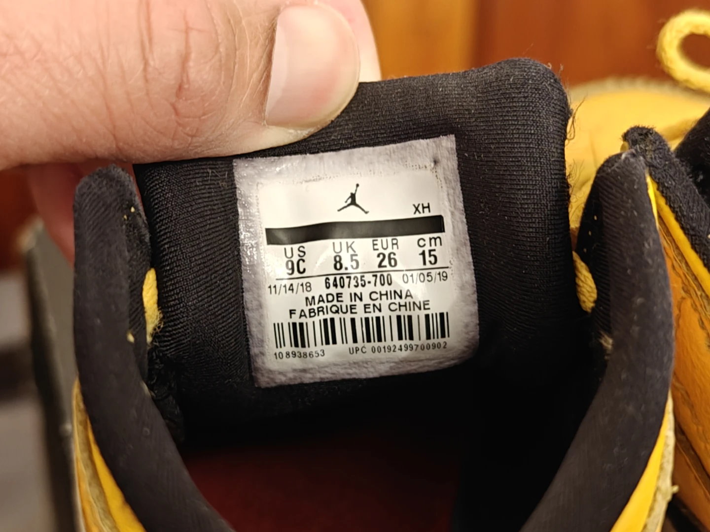 Nike Air Jordan 1 Mid (TD) Size 9c Toddler Shoes Yellow Sneakers - photo 5