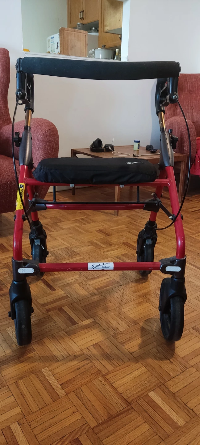 Seniors / Challenged Foldable Rollator Walker - photo 2