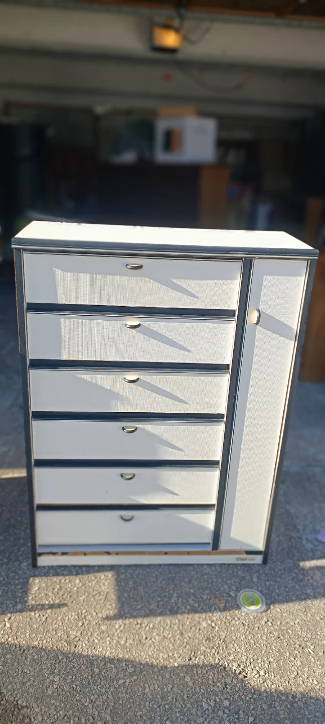 White 6-Drawer Dresser with Cabinet