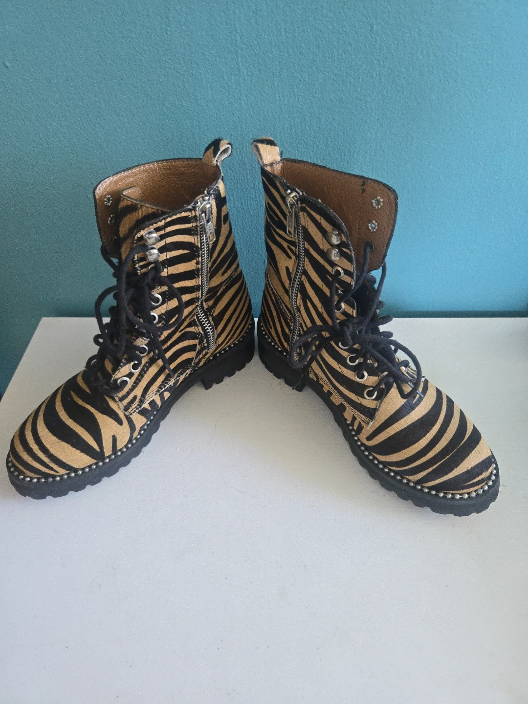 AQUA AQ-JAX Women's Combat Boots Size 6.5 M Zebra Print - photo 2