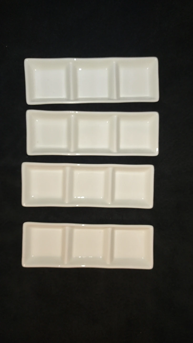 Set of 4 White Ceramic 3-Compartment
