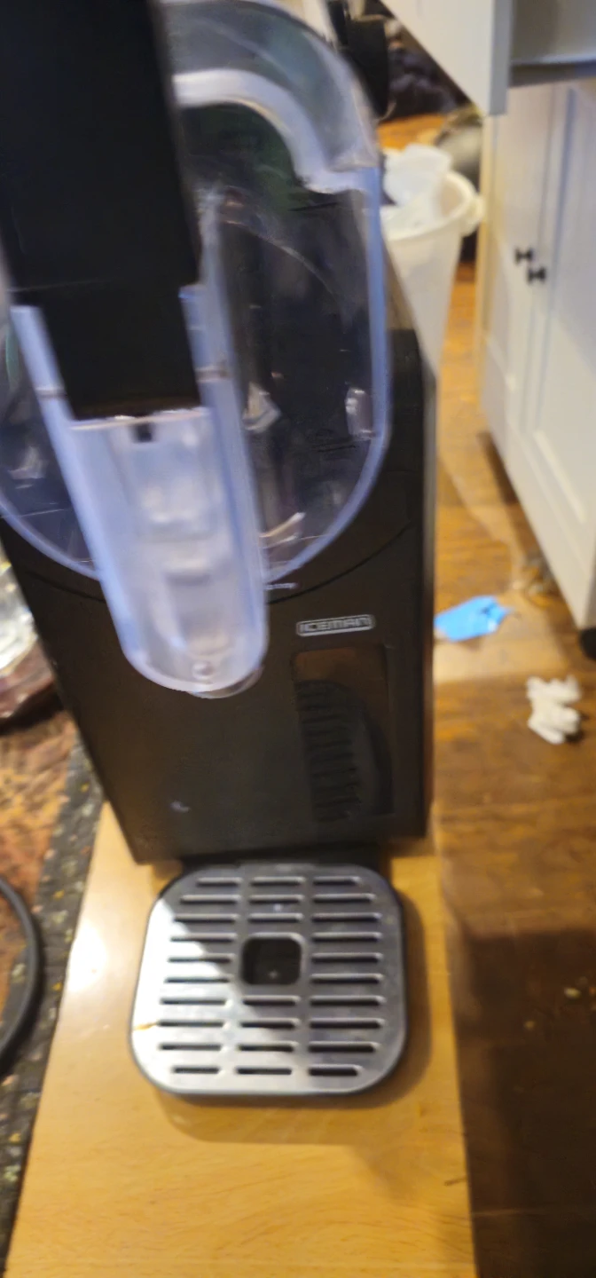 ICEMAN Slushie Maker - photo 2