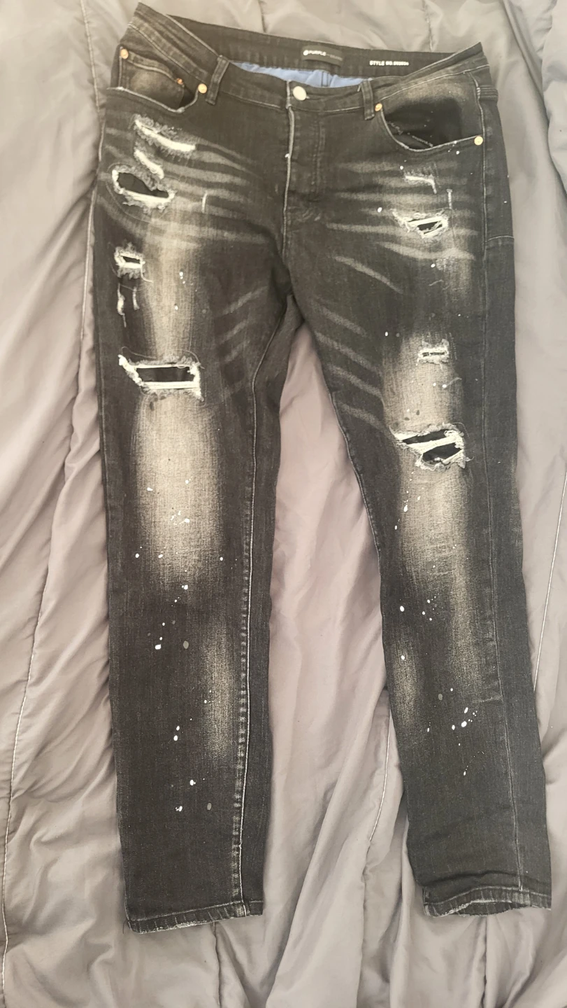 Purple Brand Men's Distressed Black Jeans