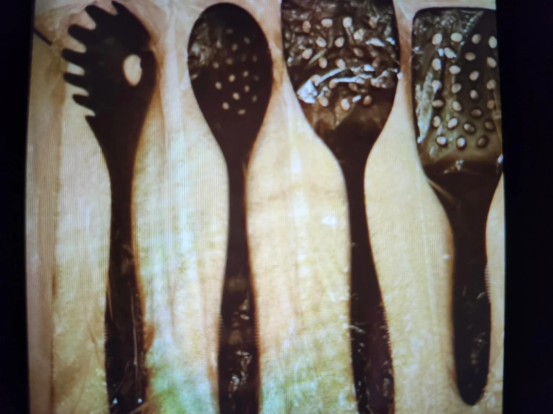 4 Piece SET Kitchen Utensils, Spoon, Spatulas. BLACK, NEW - photo 2