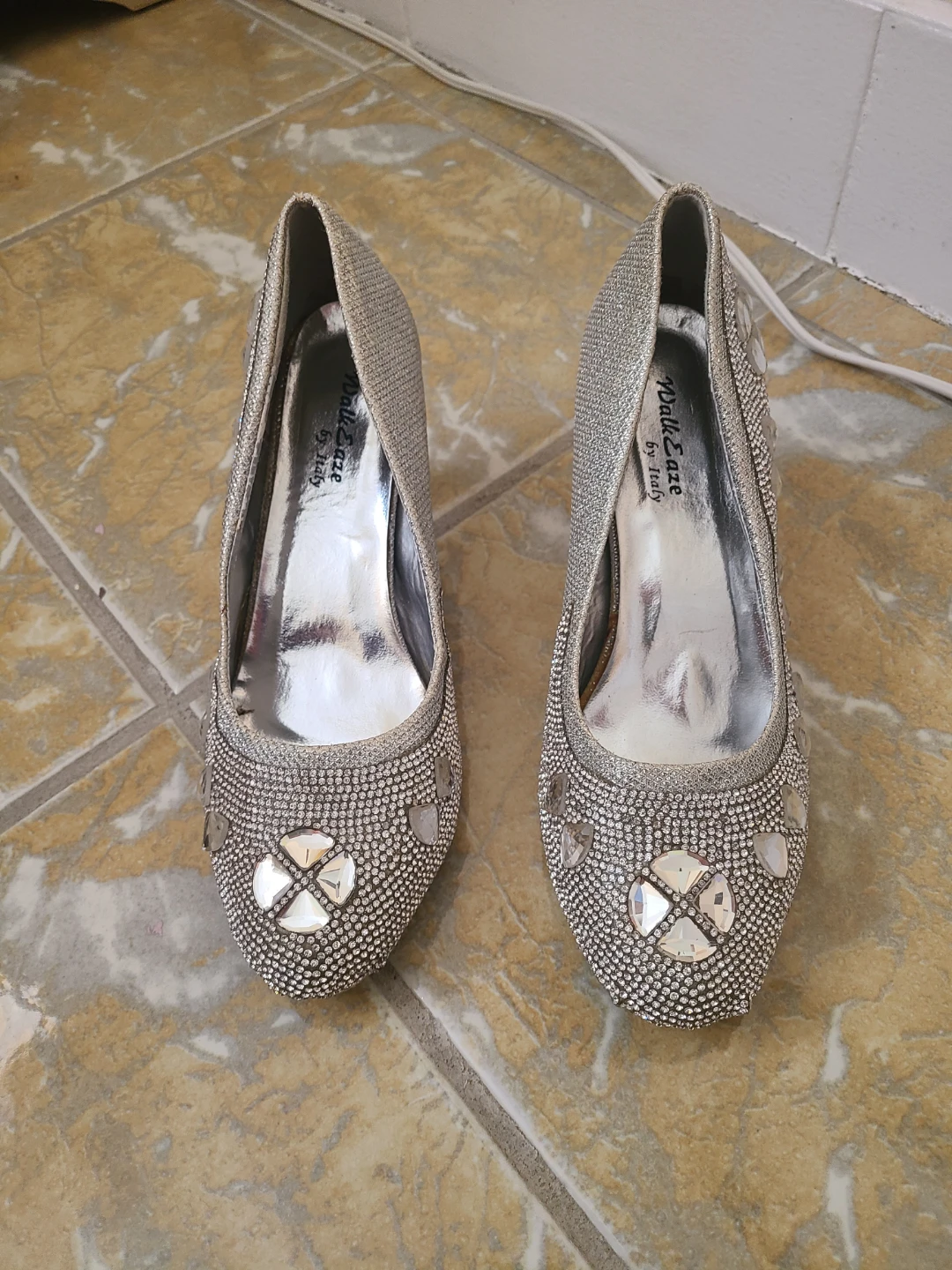 Beautiful Silver Embellished Heels - photo 3