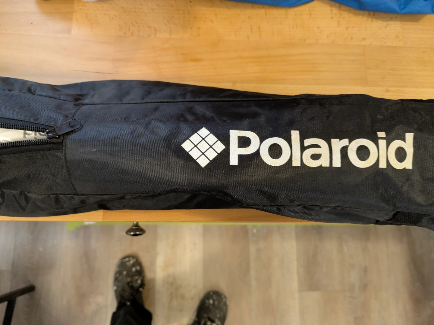 Polaroid 72" (183cm) Tripod - photo 5