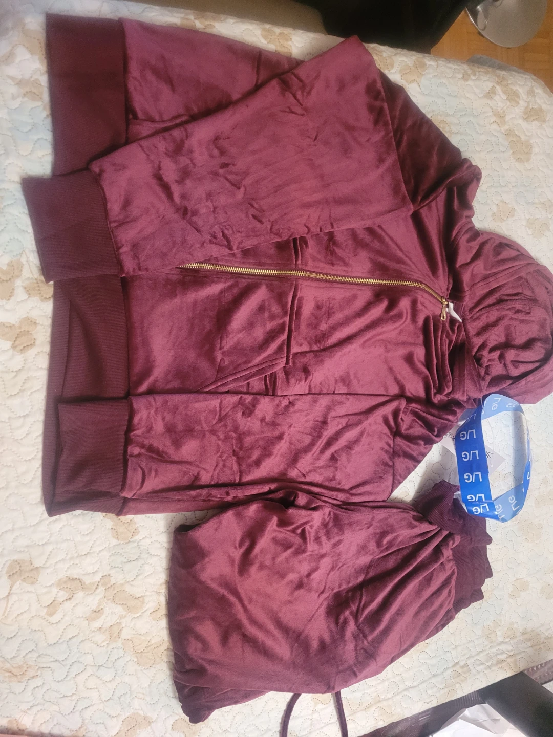 Maroon Velvet Tracksuit Set - Large - photo 3
