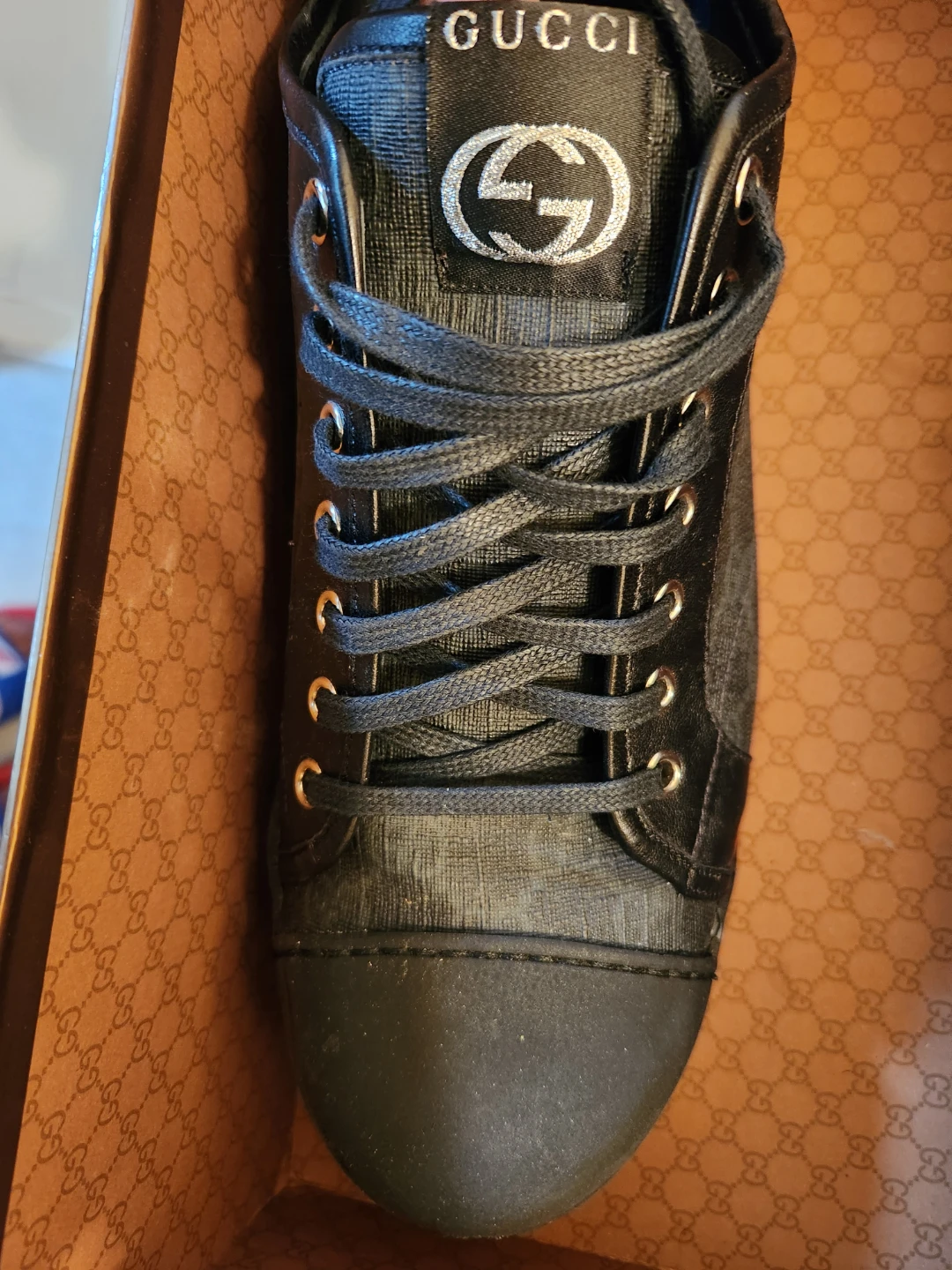 Gucci Men's Black GG Canvas Low Top Sneakers - photo 2