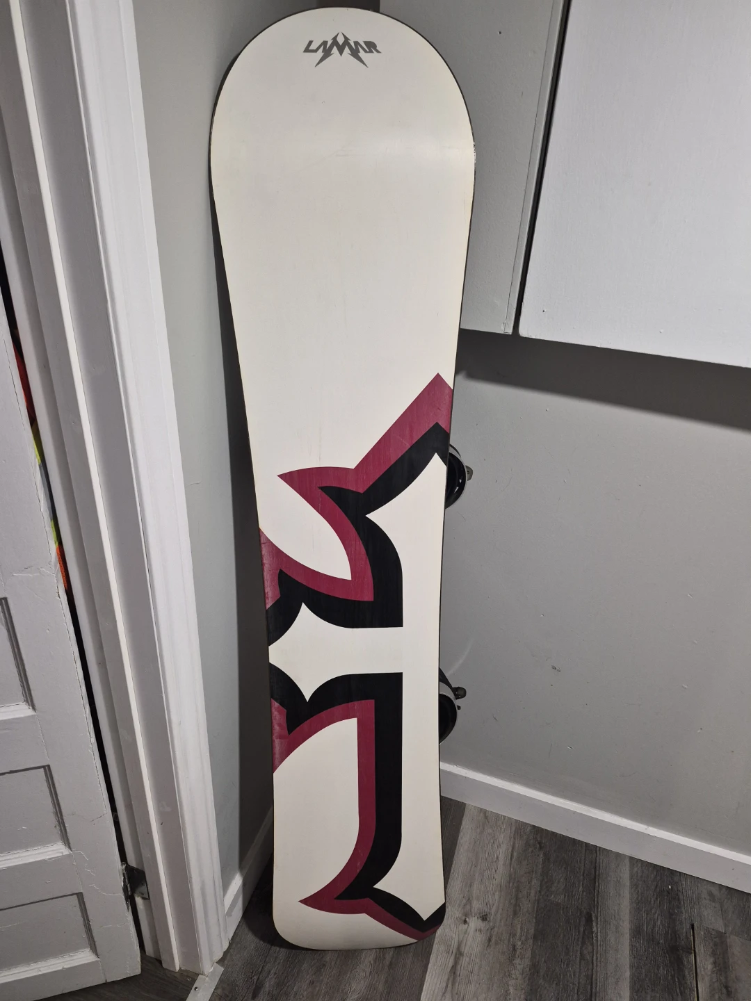 Lamar Slayer 1530X Snowboard with Lamar mx30 Bindings - photo 4