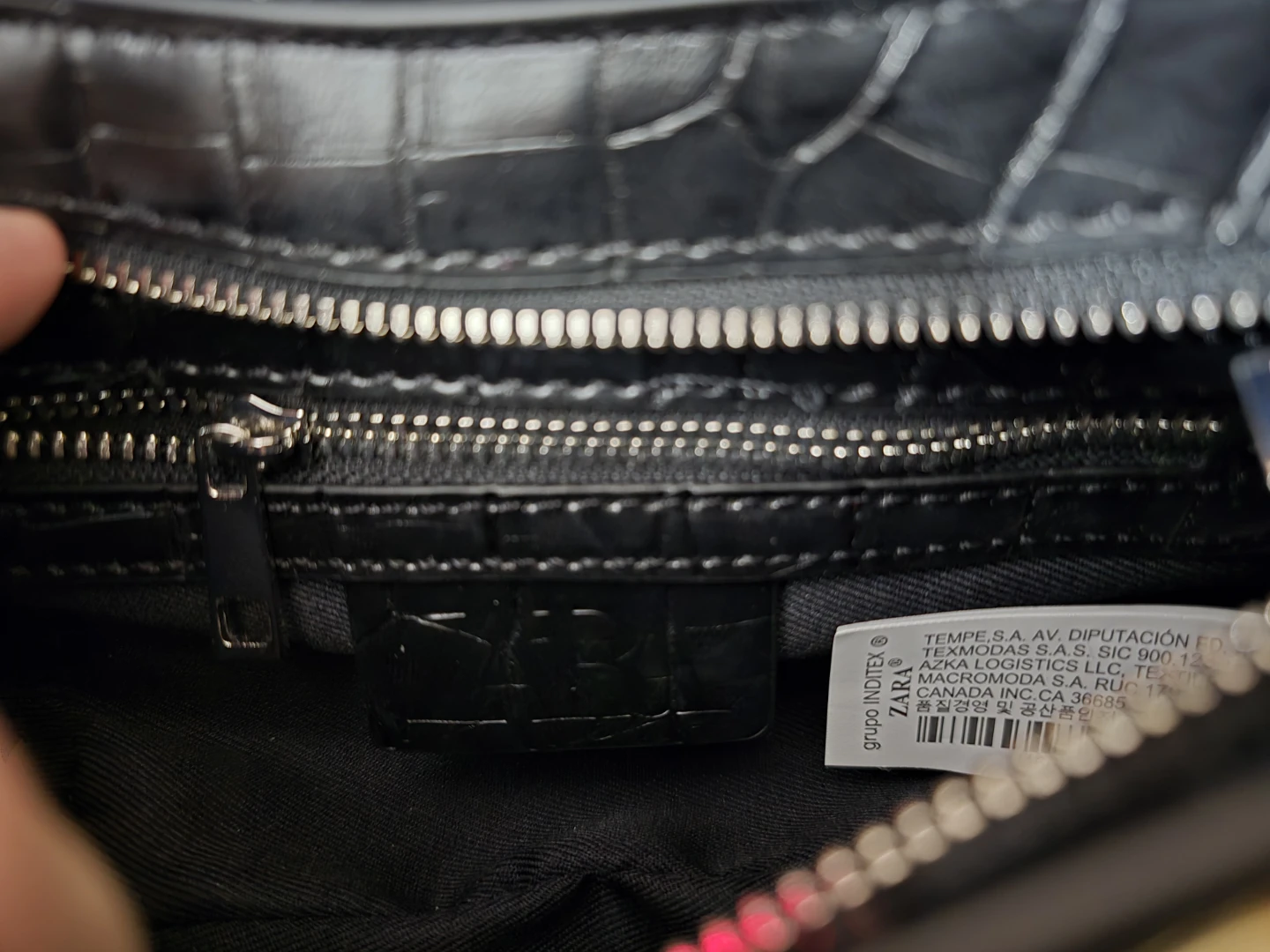 Zara Black Croc Embossed Shoulder Bag - photo 3