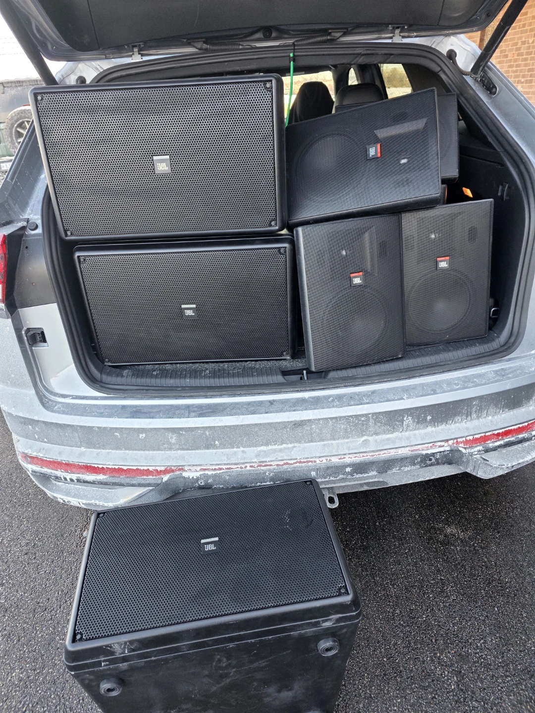JBL Professional Speakers 3subs & 8 mids!!! All have great sound - photo 2