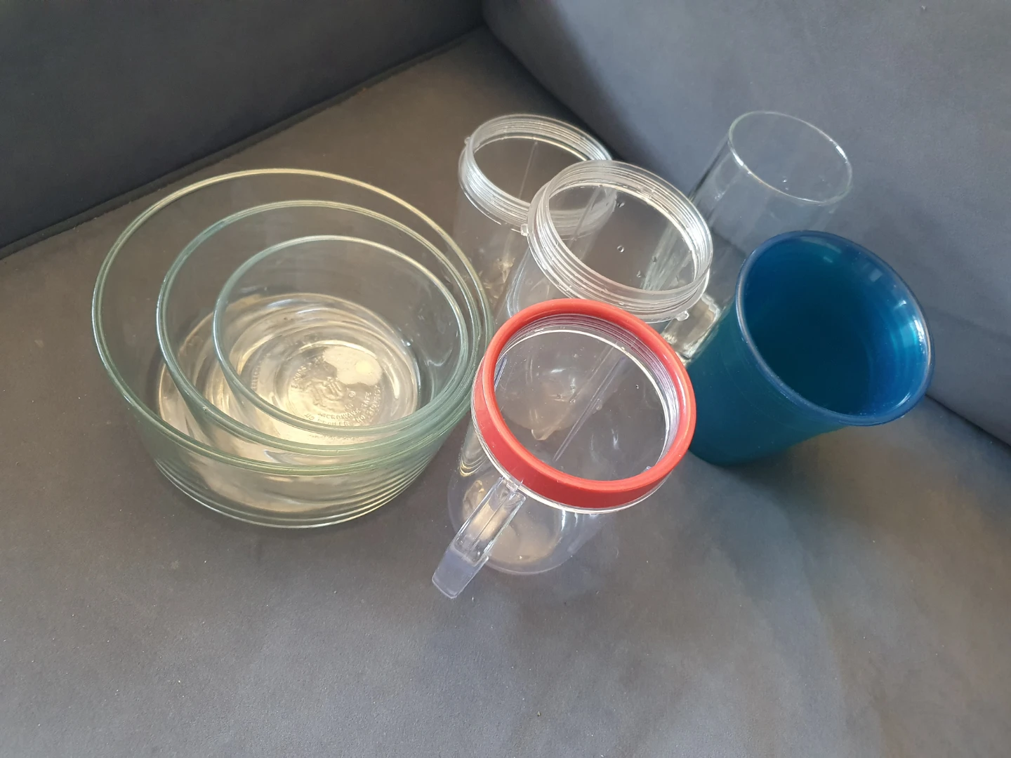 Glass Bowls without lids and magic bullet Containers Set - photo 2