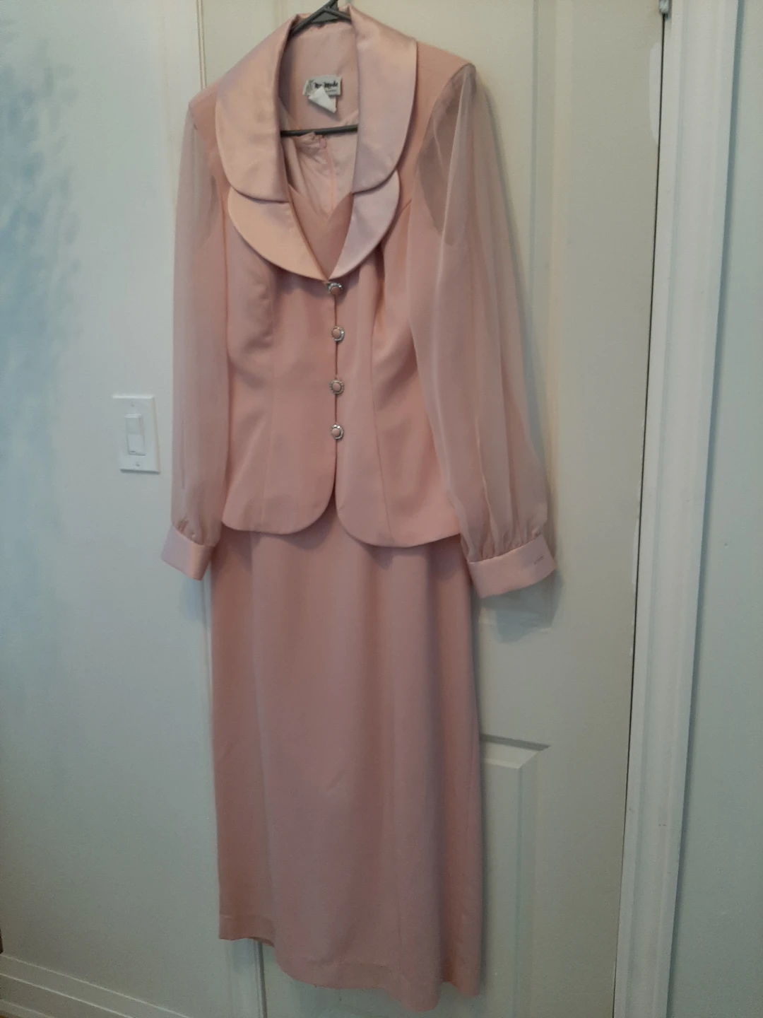 Pink 2-Piece Dress (Medium)