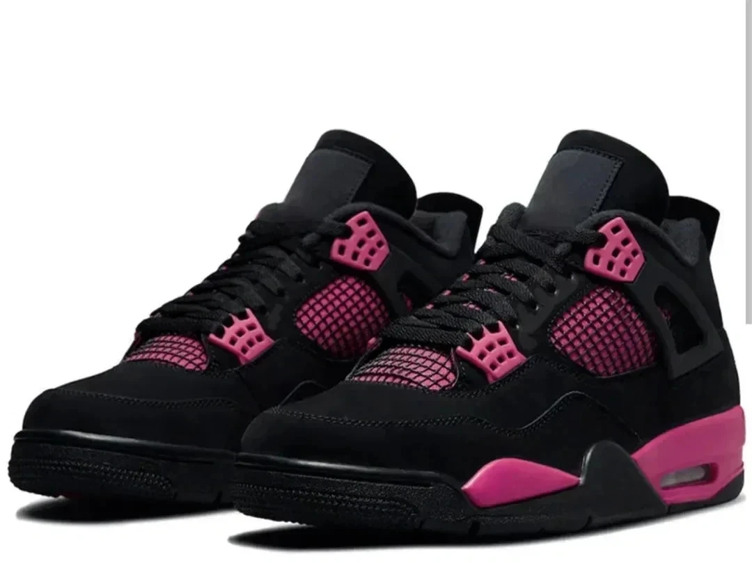 Air Jordan 4 Retro Sneakers