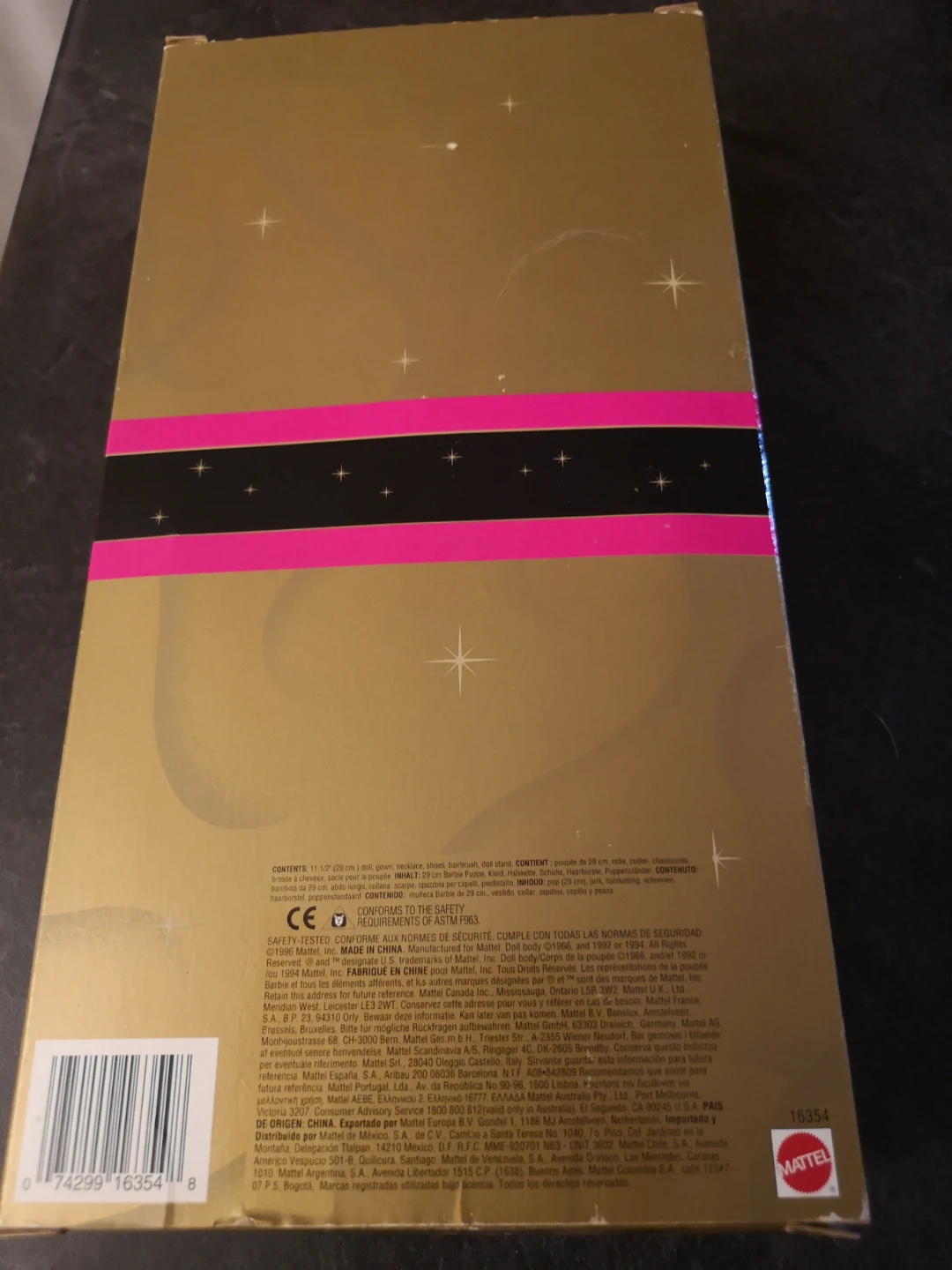 1996 Avon exclusive Barbie Winter Rhapsody Doll - photo 4