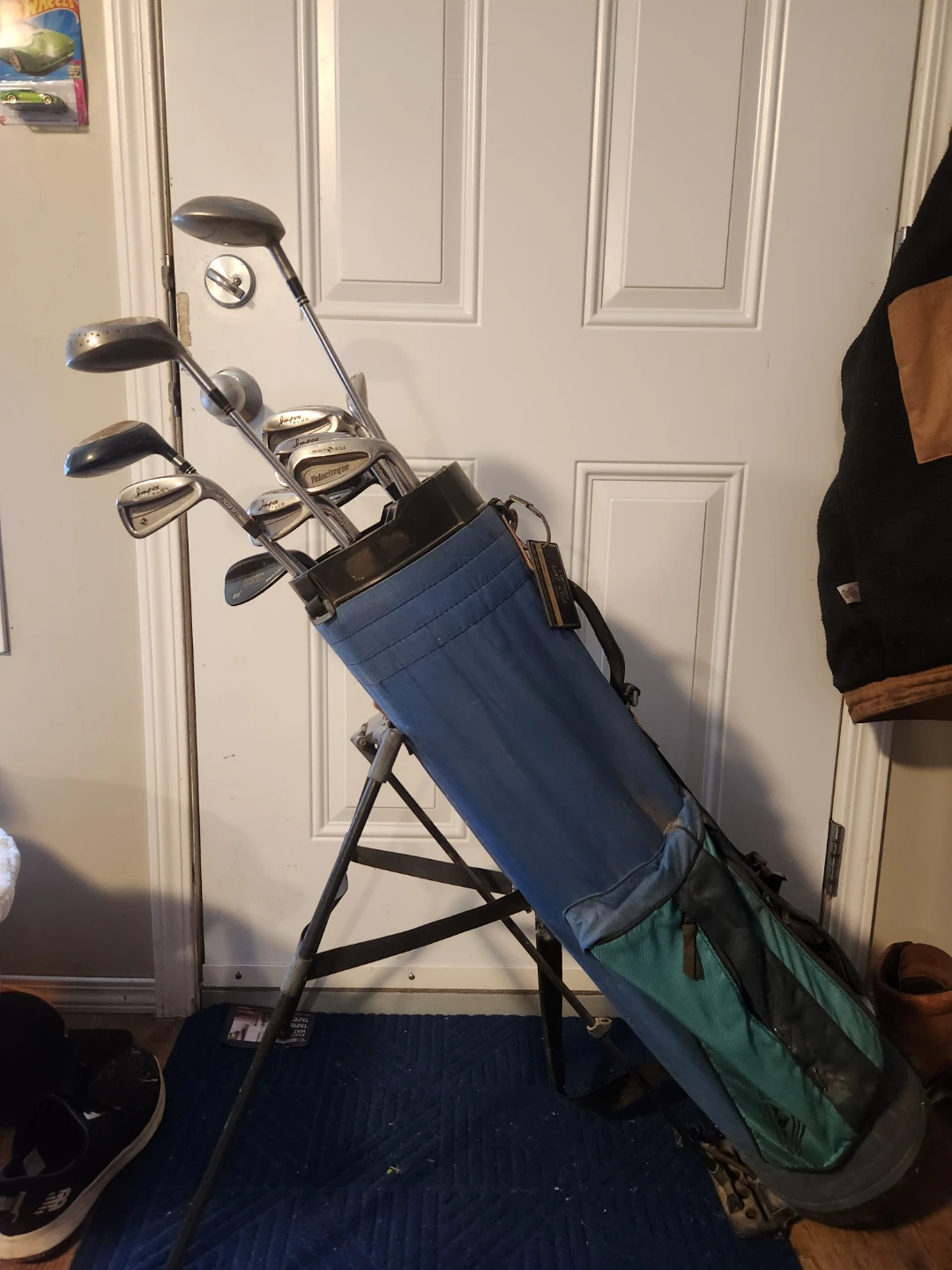 Golf Club Set with TaylorMade Driver and Golf Bag